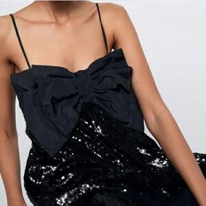 Zara sequin mini dress black bow. Beautiful festive holiday dress. Size Med.